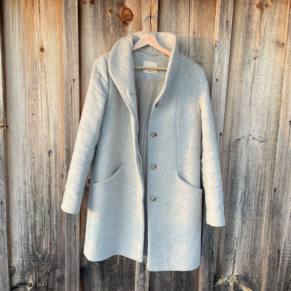 Aritzia Wilfred Cocoon jacket in light grey 🤍